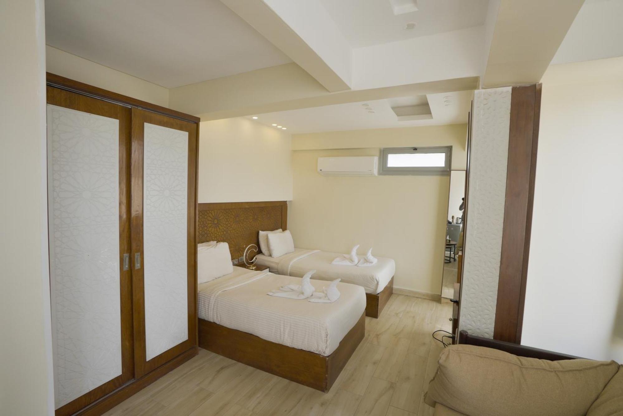 Queen Cleopatra Pyramids Hotel Cairo Exterior foto